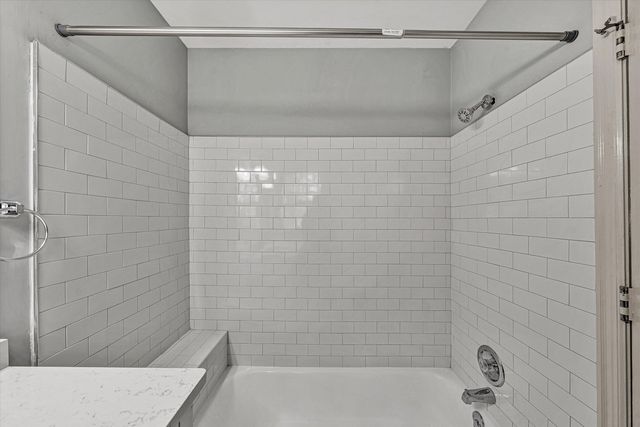 2240 Pommel DR, Roanoke, VA 24018