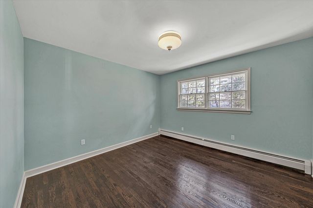 2240 Pommel DR, Roanoke, VA 24018