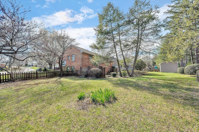 2240 Pommel DR, Roanoke, VA 24018