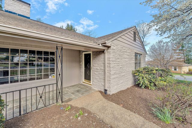 2240 Pommel DR, Roanoke, VA 24018