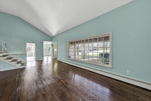 2240 Pommel DR, Roanoke, VA 24018