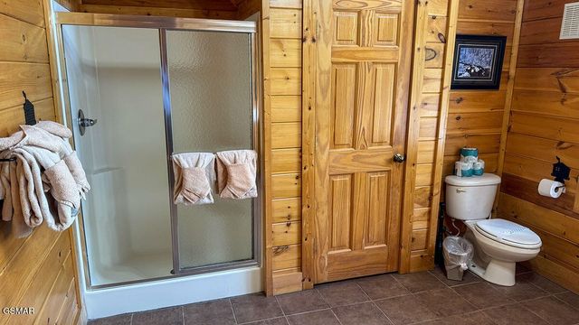 1352 Timberwolf Way, Sevierville, TN 37876