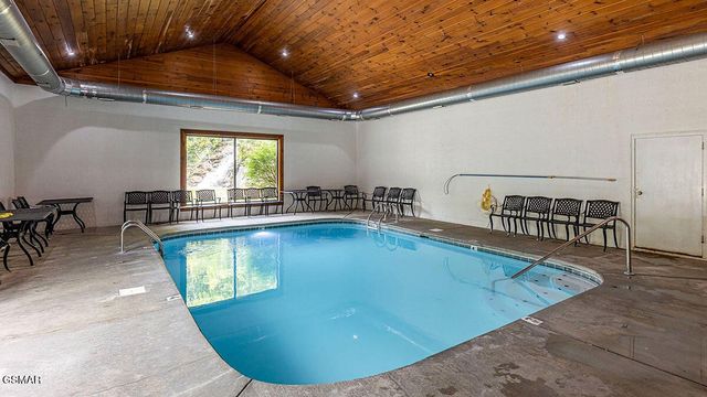 1352 Timberwolf Way, Sevierville, TN 37876