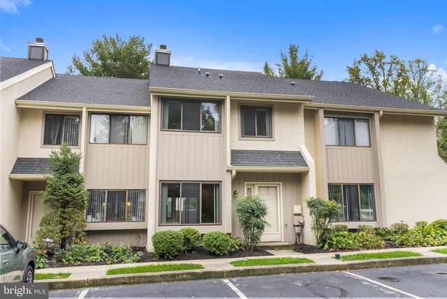 45 LANDMARK DR, Malvern, PA 19355