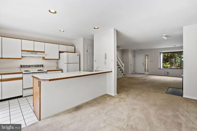 45 LANDMARK DR, Malvern, PA 19355