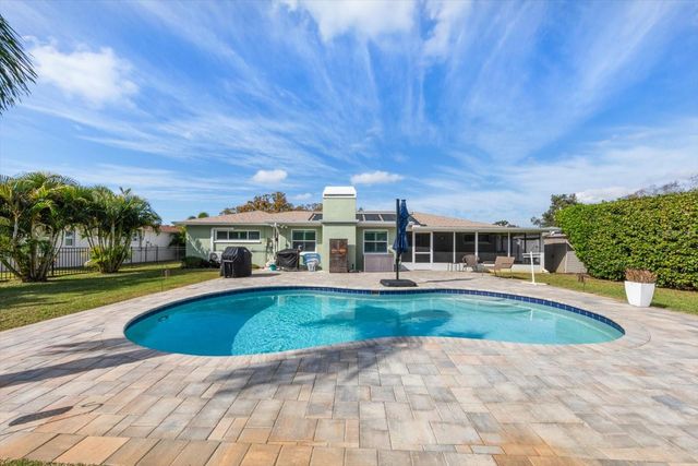 7133 AUGUSTA BOULEVARD, Seminole, FL 33777