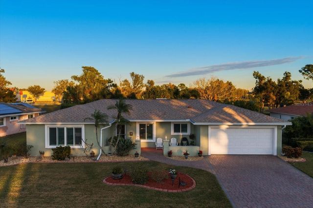 7133 AUGUSTA BOULEVARD, Seminole, FL 33777