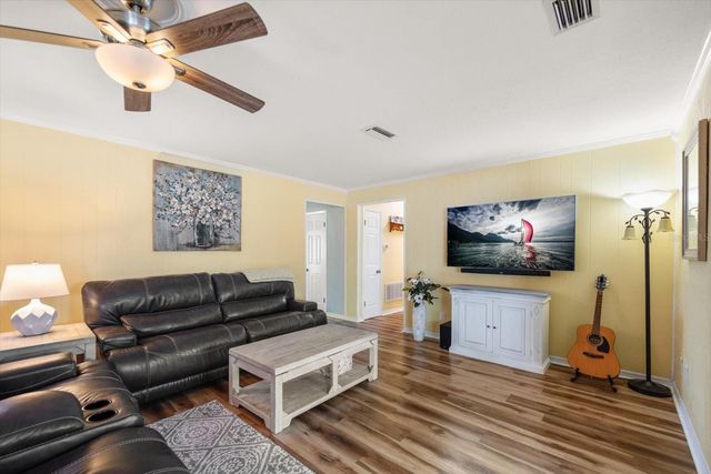 7133 AUGUSTA BOULEVARD, Seminole, FL 33777