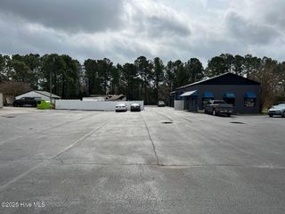 6412 Market Street, Wilmington, NC 28405
