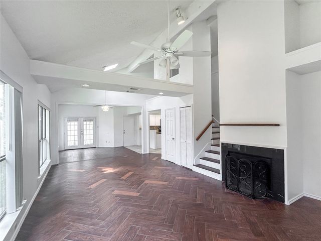 1638 Kingspoint Drive, Carrollton, TX 75007