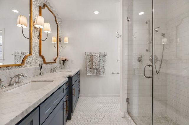 6201 Overbrook Lane, Houston, TX 77057