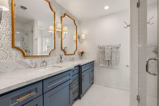 6201 Overbrook Lane, Houston, TX 77057
