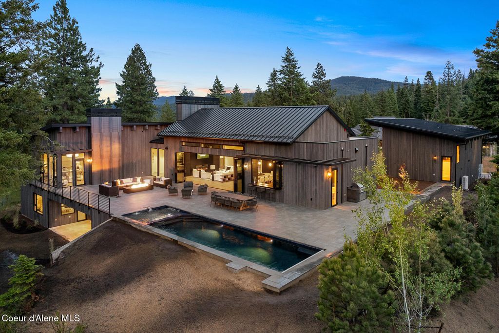 2833 E LOWER PASTURE RD, Harrison, ID 83833