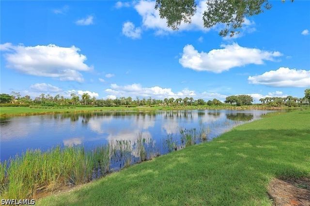 9525 Ironstone TER 102, Naples, FL 34120