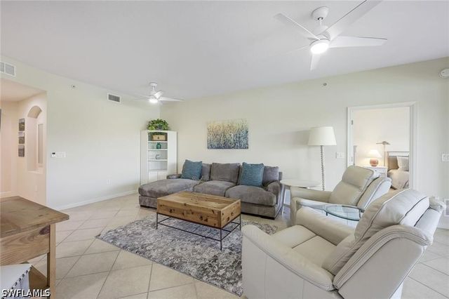 9525 Ironstone TER 102, Naples, FL 34120