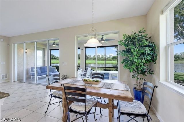 9525 Ironstone TER 102, Naples, FL 34120