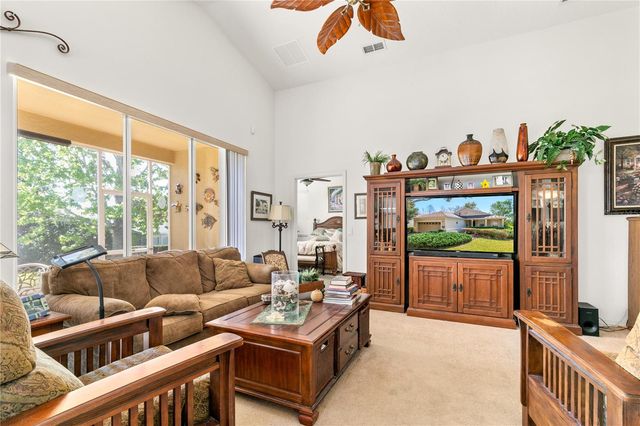 112 FLAME VINE WAY, Groveland, FL 34736