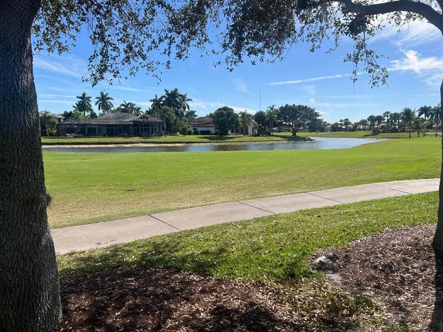 4194 Imperial Isle Drive, Lake Worth, FL 33449