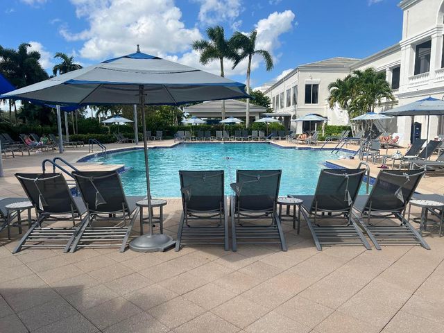 4194 Imperial Isle Drive, Lake Worth, FL 33449