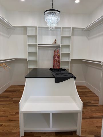 1637 Earhart Drive, Granbury, TX 76049