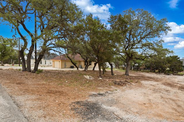 1532 Rimrock Cove, Spring Branch, TX 78070