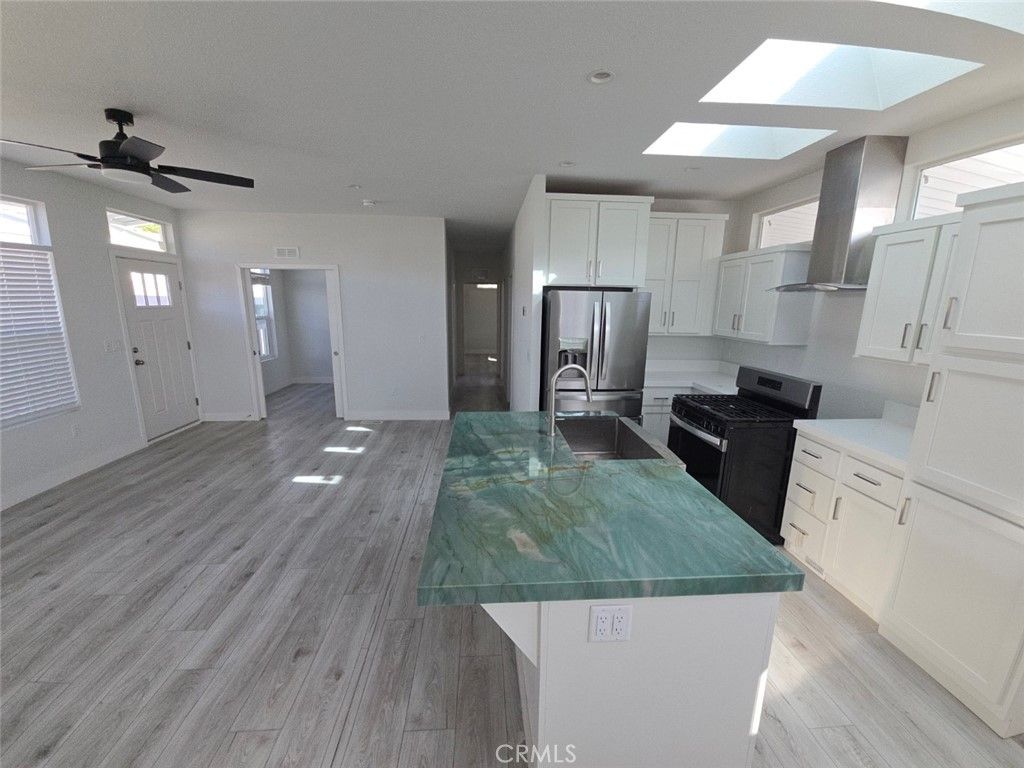 1 Heather, Northridge, CA 91324 — photo 3