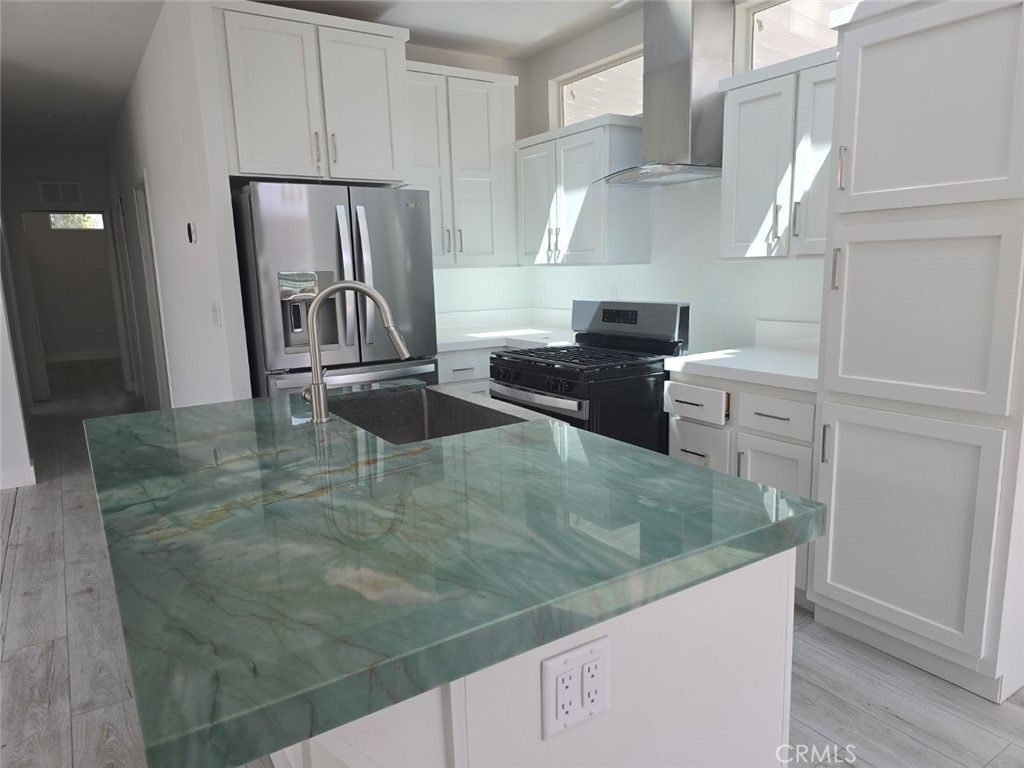 1 Heather, Northridge, CA 91324 — photo 5