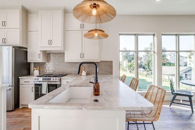 2824 Weisenberger Street 102, Fort Worth, TX 76107