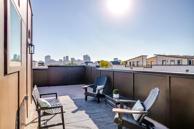 2824 Weisenberger Street 102, Fort Worth, TX 76107