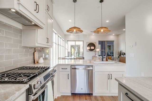 2824 Weisenberger Street 102, Fort Worth, TX 76107