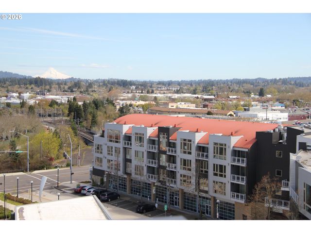 12600 Sw CRESCENT St 206, Beaverton, OR 97005