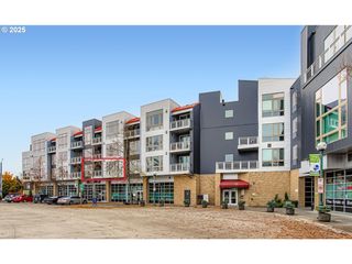 12600 Sw CRESCENT St 206, Beaverton, OR 97005