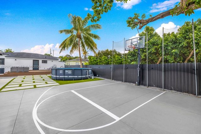 121 NW 53rd Street, Miami, FL 33127