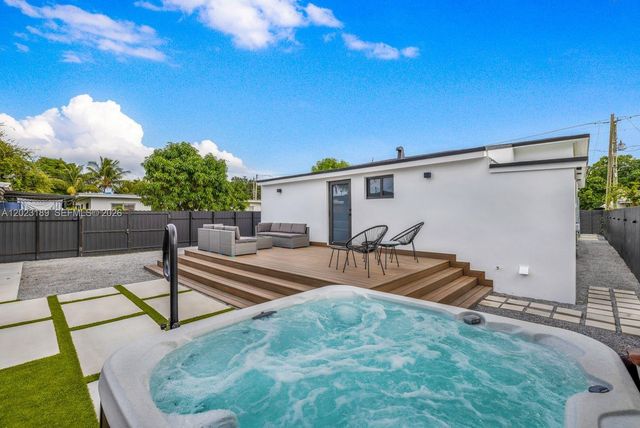 121 NW 53rd Street, Miami, FL 33127