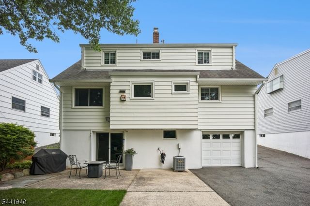 23 Andover Pl, Bloomfield Twp., NJ 07003