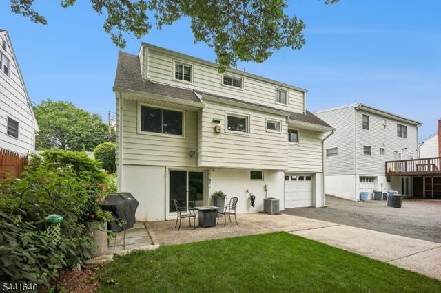 23 Andover Pl, Bloomfield Twp., NJ 07003