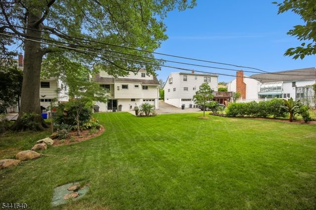 23 Andover Pl, Bloomfield Twp., NJ 07003