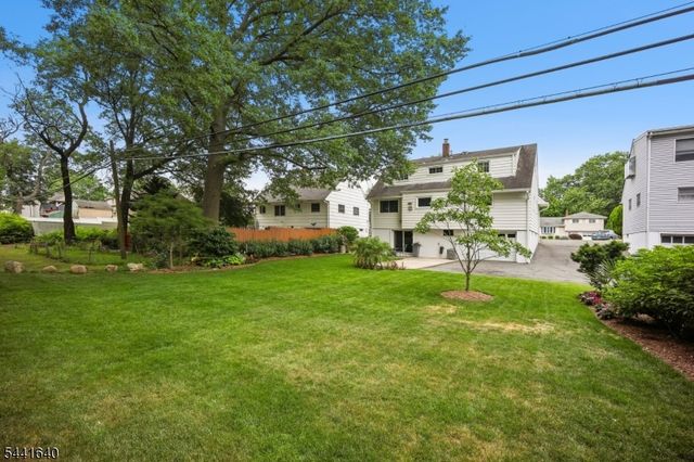 23 Andover Pl, Bloomfield Twp., NJ 07003
