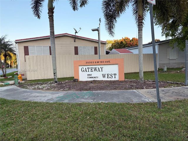 35303 SW 180th Ave 391, Homestead, FL 33034