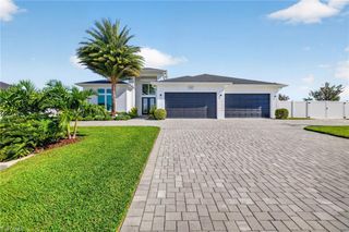 2001 SW 2nd TER, Cape Coral, FL 33991