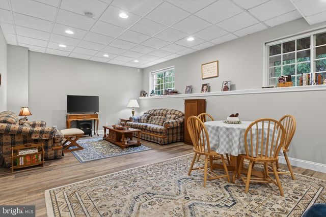 205 HEATHER WAY, Morgantown, PA 19543