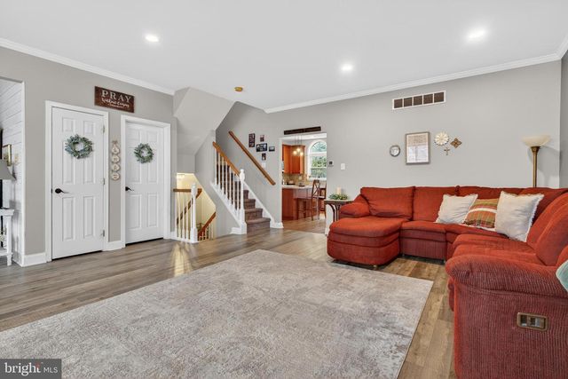 205 HEATHER WAY, Morgantown, PA 19543