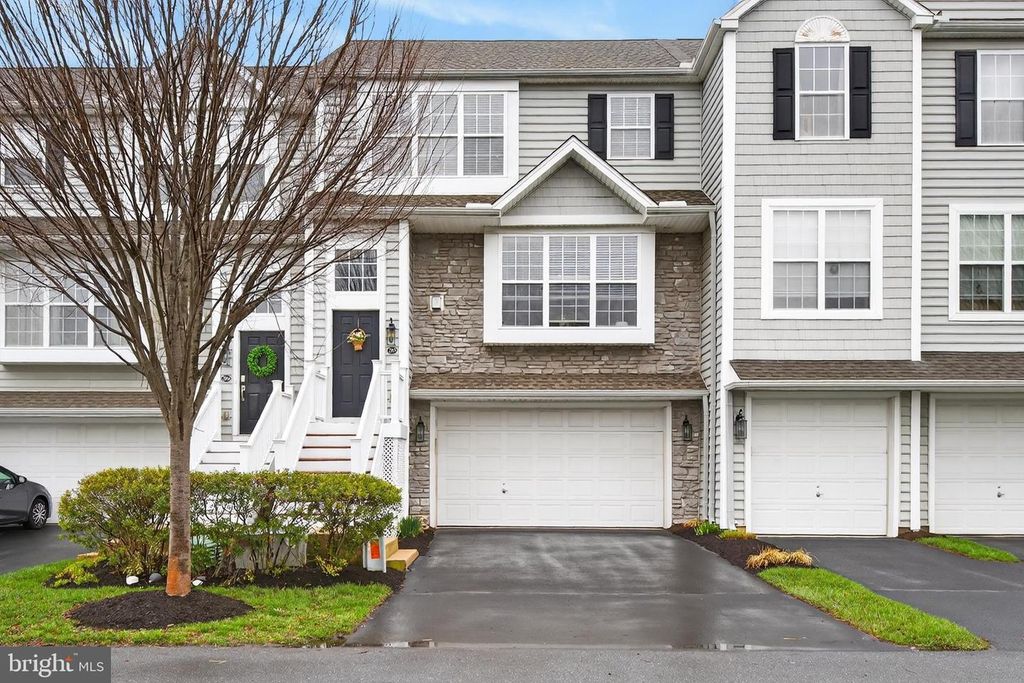 205 HEATHER WAY, Morgantown, PA 19543