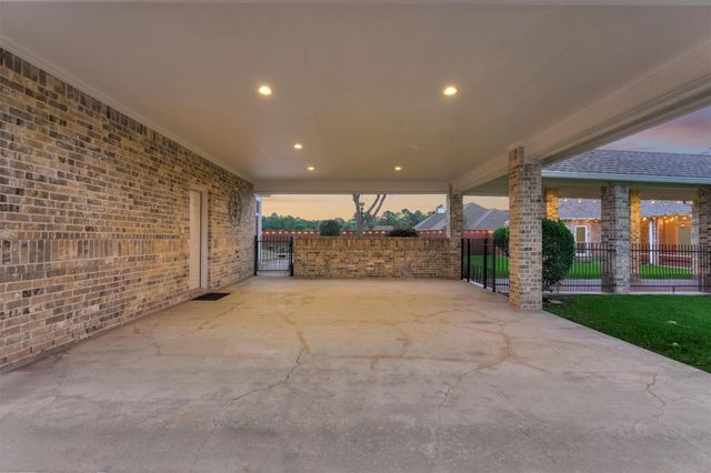 11833 Seashell Circle, Montgomery, TX 77356