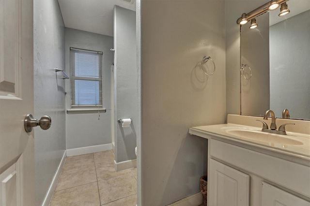 11833 Seashell Circle, Montgomery, TX 77356