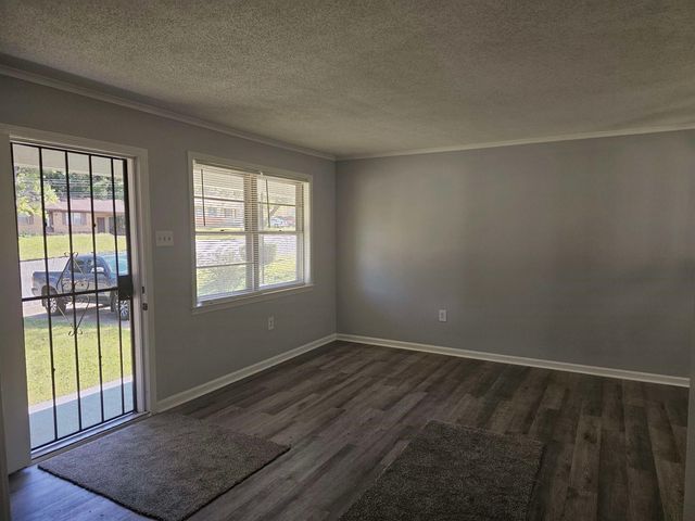 2384 ST ELMO AVE, Memphis, TN 38127