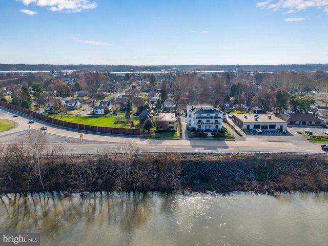 3643 N FRONT ST, Harrisburg, PA 17110