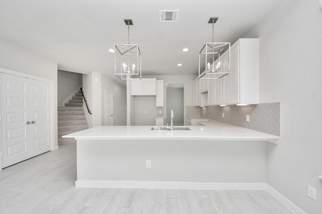 11822 Royal Willow Lane, Houston, TX 77066
