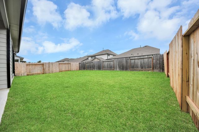 11822 Royal Willow Lane, Houston, TX 77066