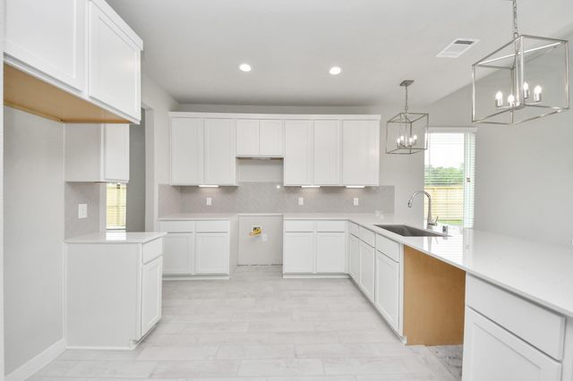 11822 Royal Willow Lane, Houston, TX 77066